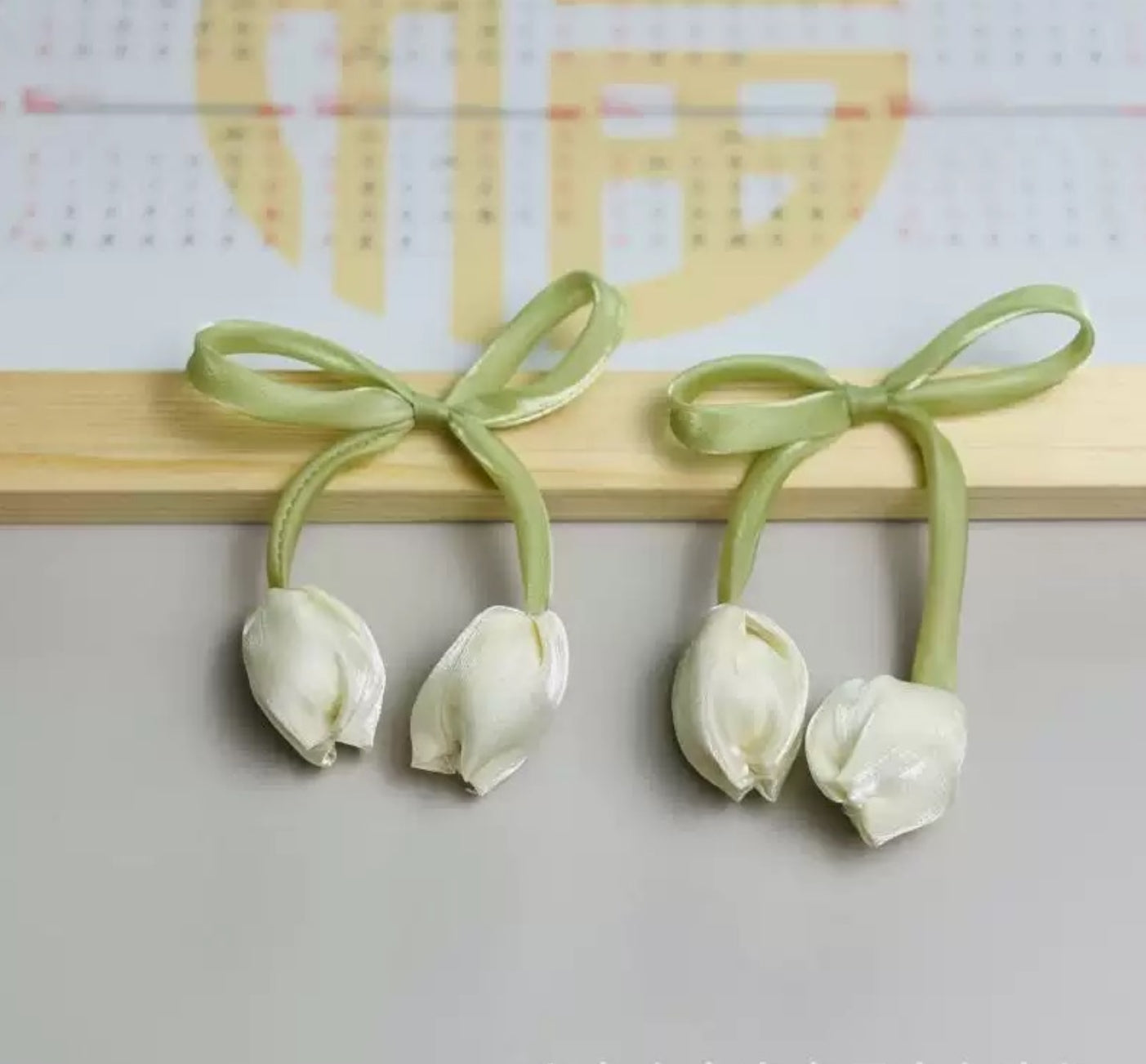 Pretty Tulip Flower Patch, Cute Floral Applique for Bags, Dress, Gown, Bow Knot DIY, Hats, Hair Accessories, Brooch, Clothing Sewing Supply