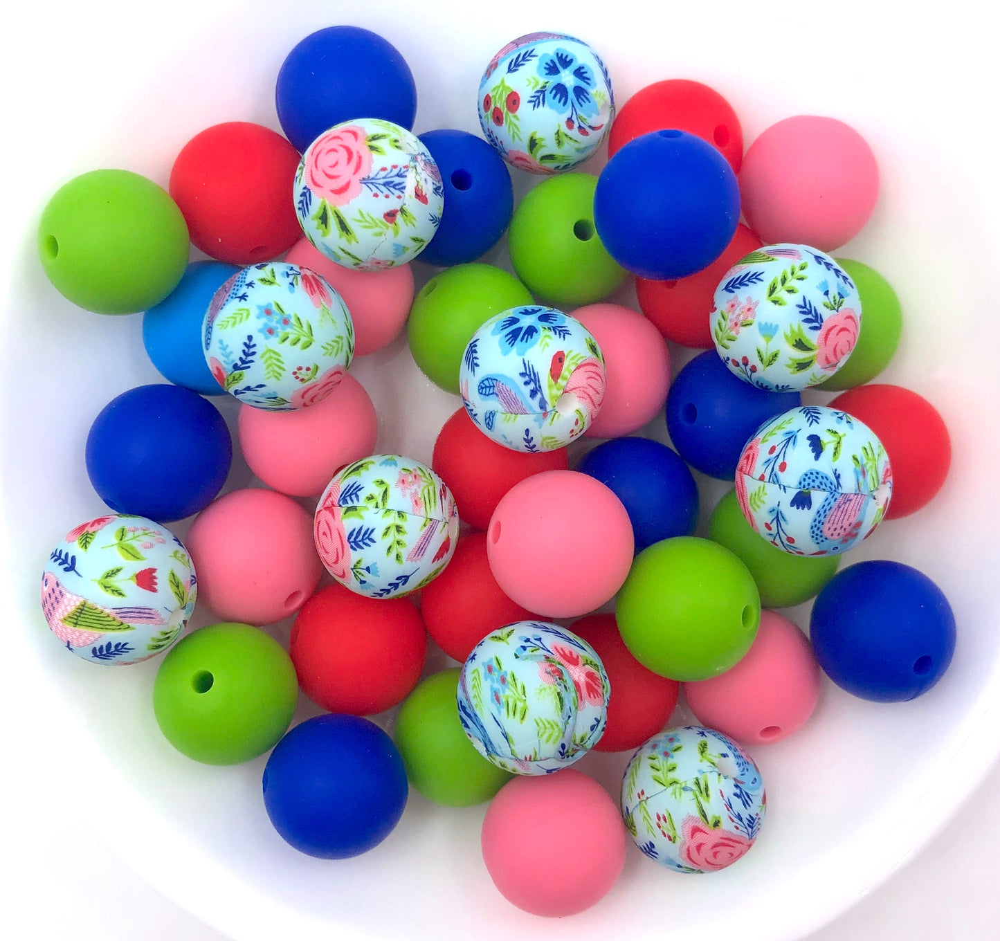 50pcs 15mm Silicone Solid and Printed Round Beads Mix Kits for Beadable Pen Keychain Car Charm Crafting Jewelry Making DIY Bracelet Wristlets Cup Charms Handmade Craft Supplies