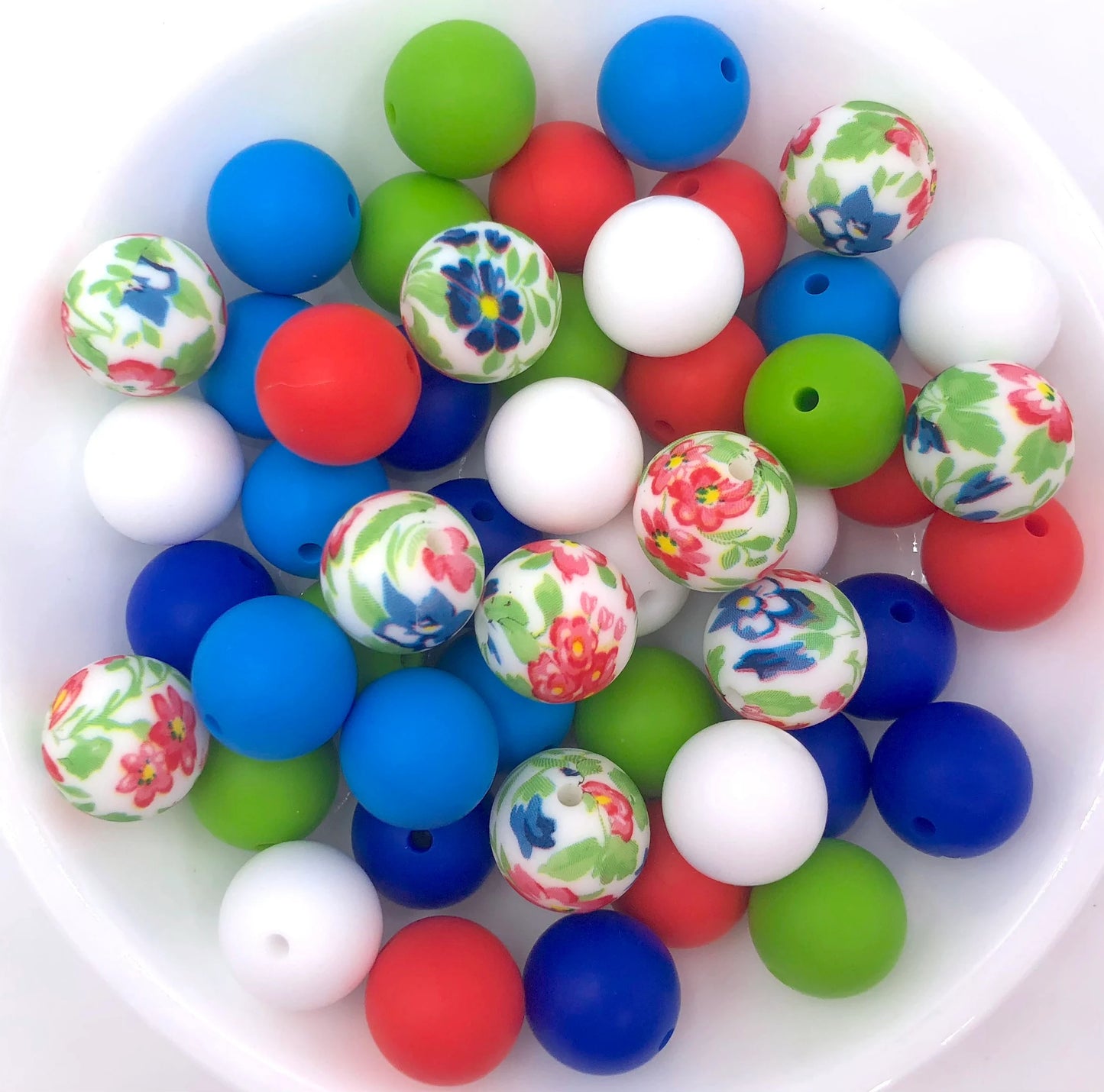 50pcs 15mm Silicone Solid and Printed Round Beads Mix Kits for Beadable Pen Keychain Car Charm Crafting Jewelry Making DIY Bracelet Wristlets Cup Charms Handmade Craft Supplies