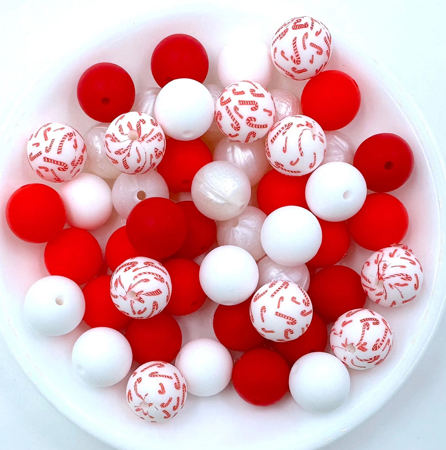 50pcs 15mm Silicone Solid and Printed Round Beads Mix Kits for Beadable Pen Keychain Car Charm Crafting Jewelry Making DIY Bracelet Wristlets Cup Charms Handmade Craft Supplies