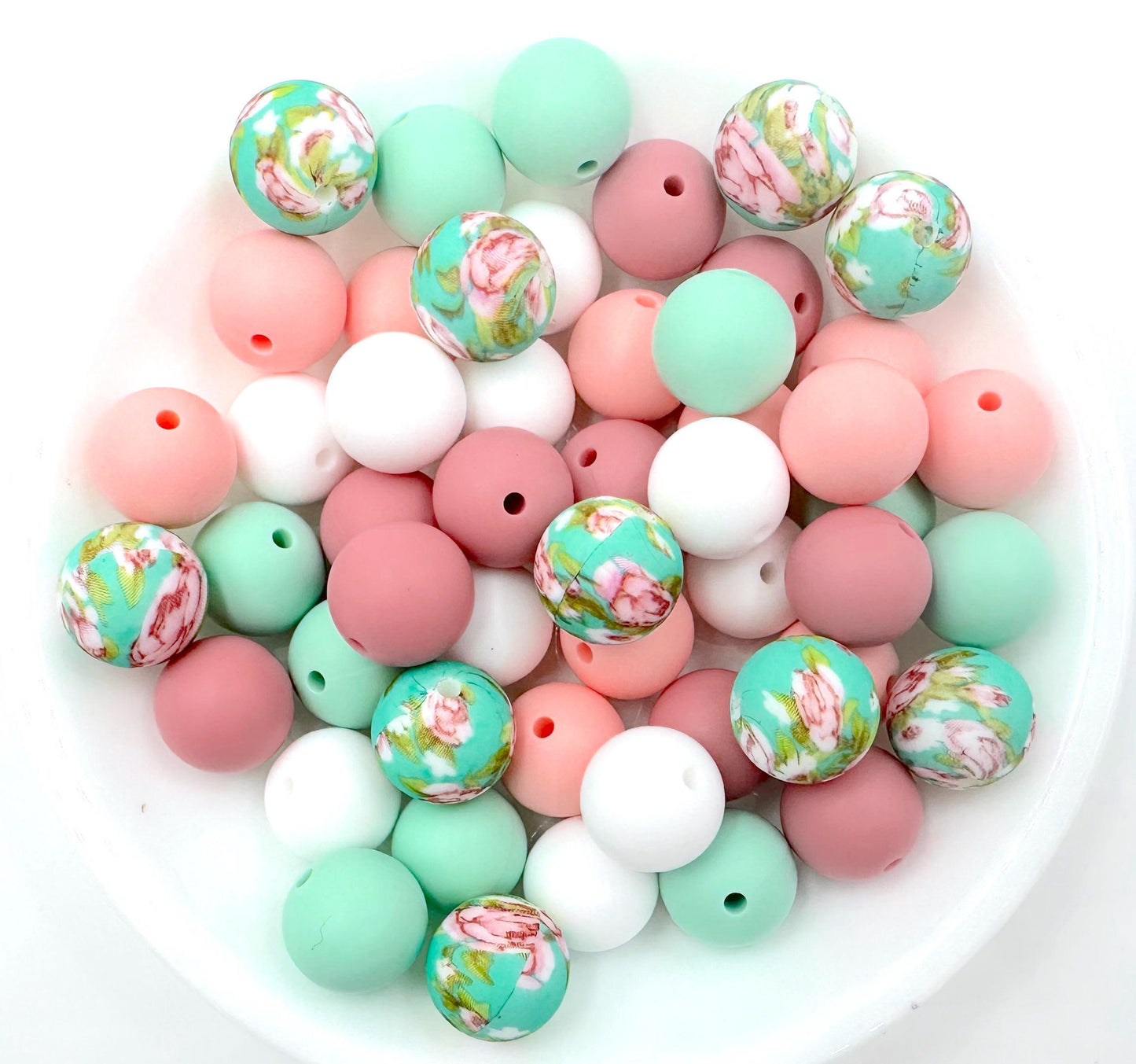 50pcs 15mm Silicone Solid and Printed Round Beads Mix Kits for Beadable Pen Keychain Car Charm Crafting Jewelry Making DIY Bracelet Wristlets Cup Charms Handmade Craft Supplies