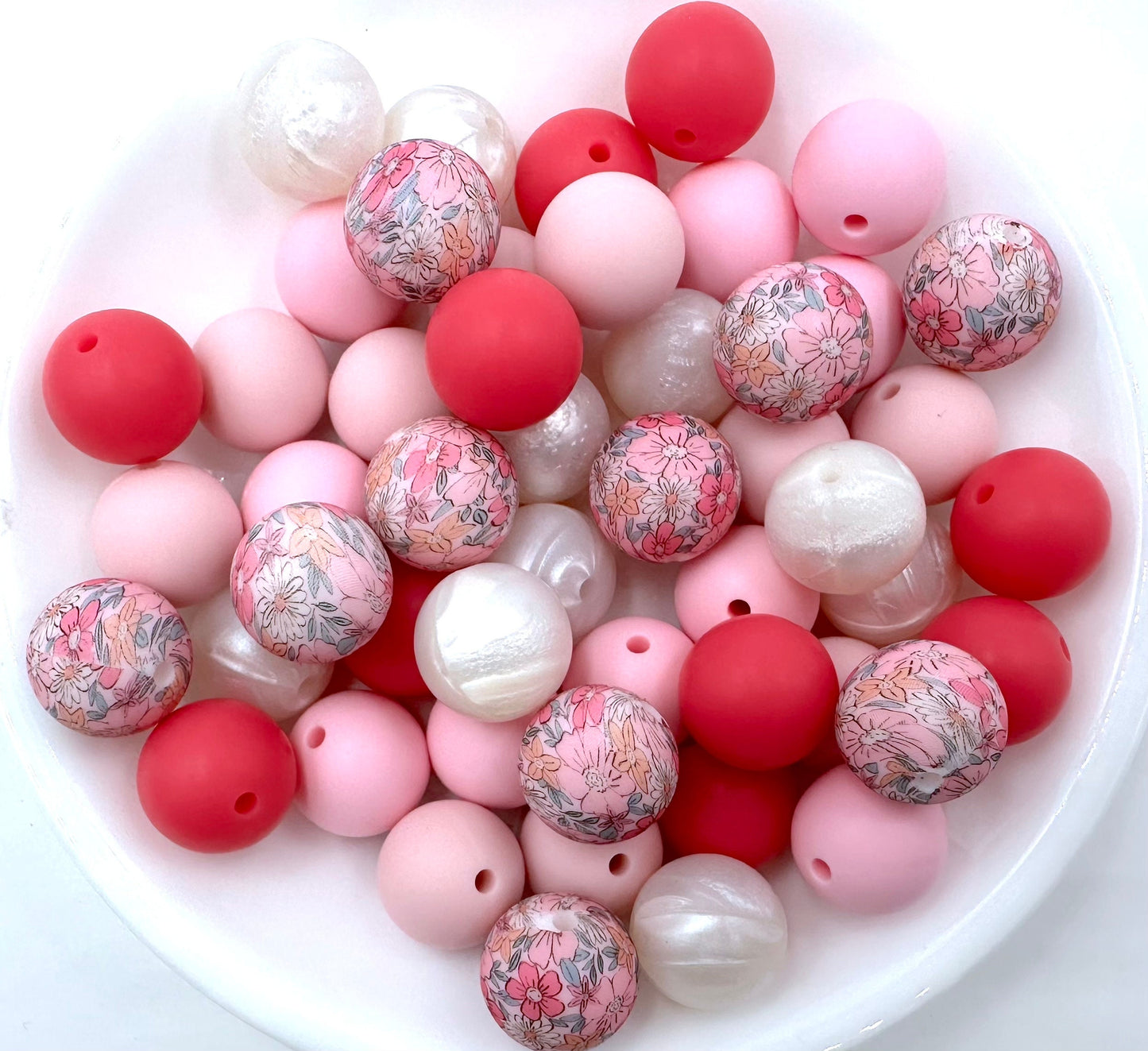 50pcs 15mm Silicone Solid and Printed Round Beads Mix Kits for Beadable Pen Keychain Car Charm Crafting Jewelry Making DIY Bracelet Wristlets Cup Charms Handmade Craft Supplies