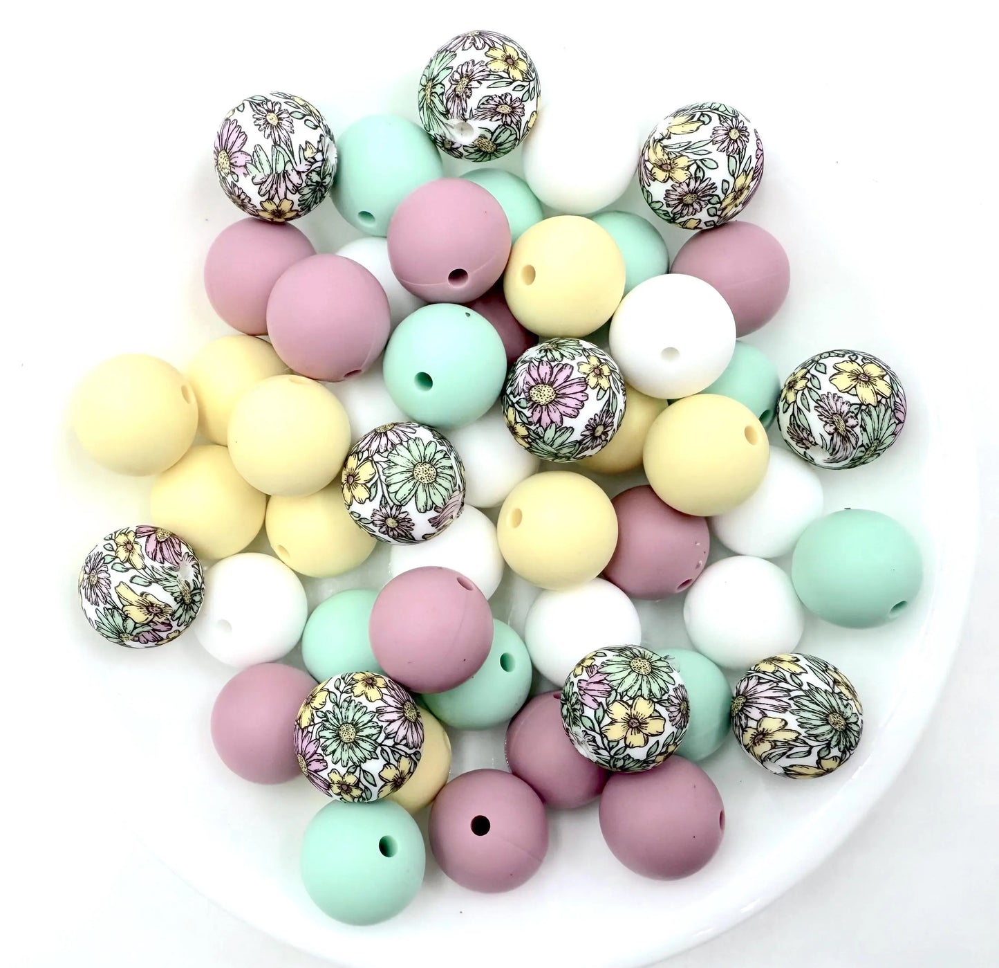 50pcs 15mm Silicone Solid and Printed Round Beads Mix Kits for Beadable Pen Keychain Car Charm Crafting Jewelry Making DIY Bracelet Wristlets Cup Charms Handmade Craft Supplies