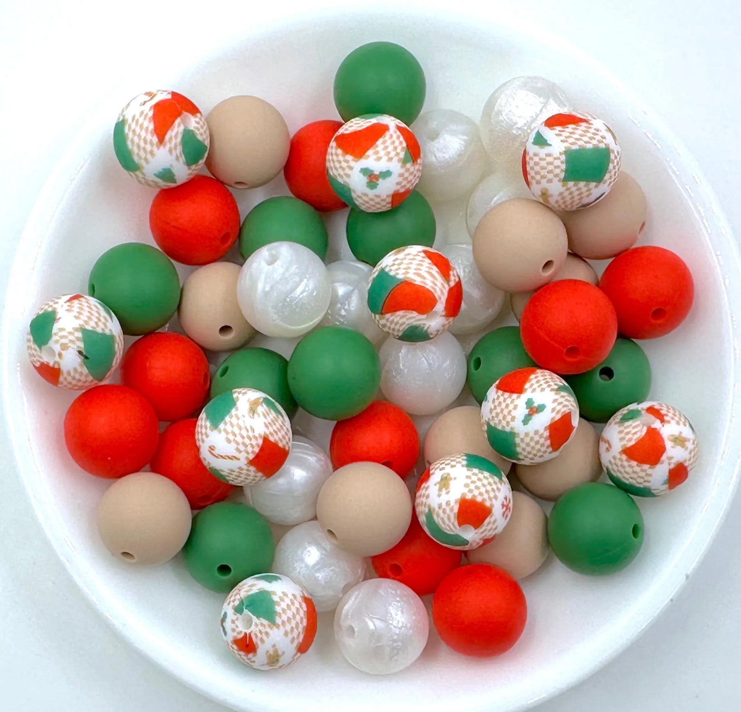 50pcs 15mm Silicone Solid and Printed Round Beads Mix Kits for Beadable Pen Keychain Car Charm Crafting Jewelry Making DIY Bracelet Wristlets Cup Charms Handmade Craft Supplies