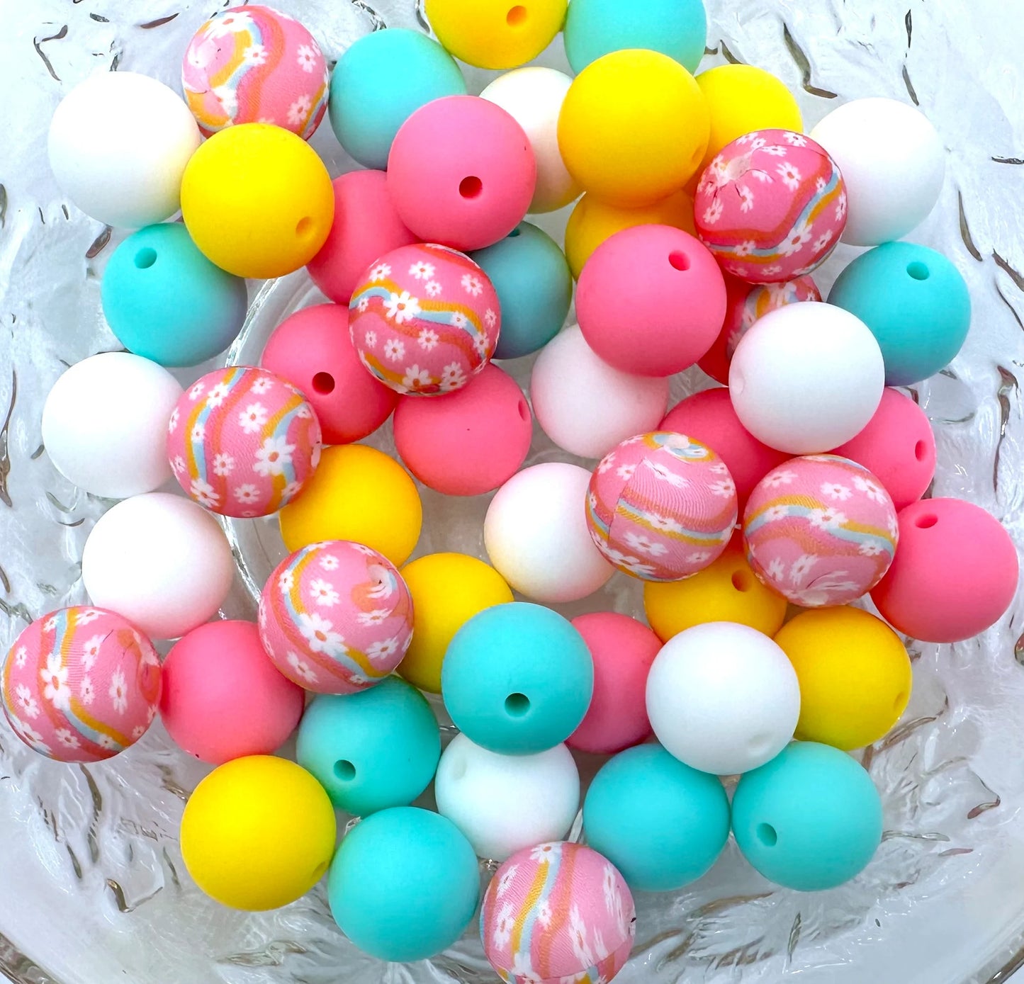 50pcs 15mm Silicone Solid and Printed Round Beads Mix Kits for Beadable Pen Keychain Car Charm Crafting Jewelry Making DIY Bracelet Wristlets Cup Charms Handmade Craft Supplies