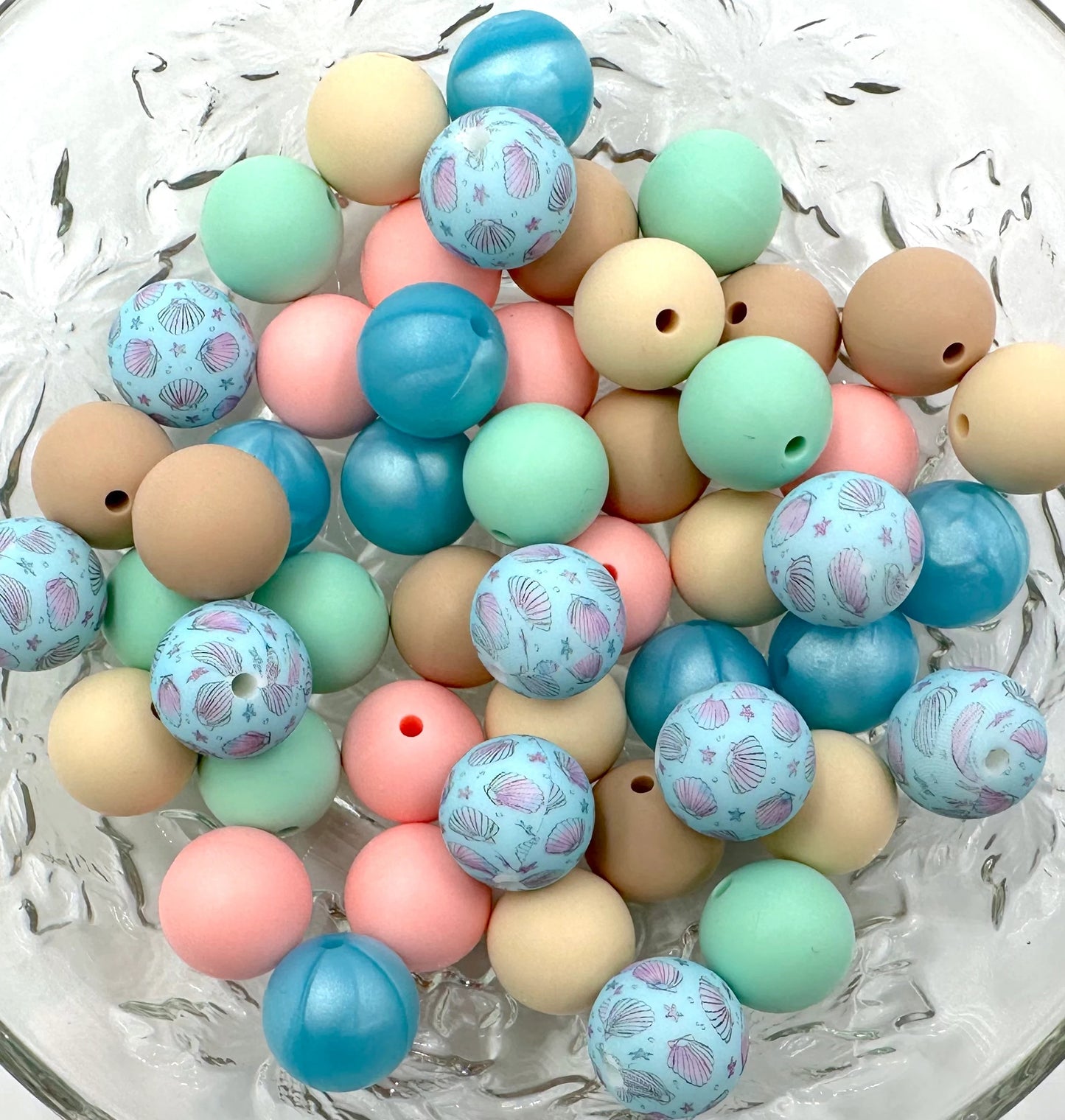 50pcs 15mm Silicone Solid and Printed Round Beads Mix Kits for Beadable Pen Keychain Car Charm Crafting Jewelry Making DIY Bracelet Wristlets Cup Charms Handmade Craft Supplies