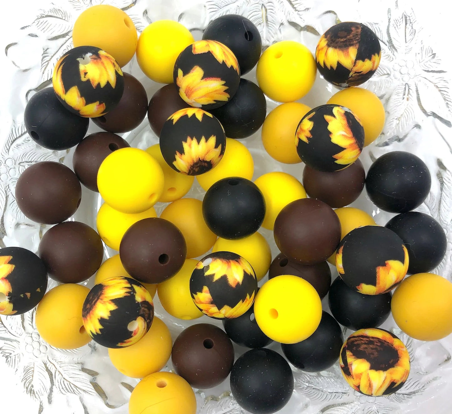 50pcs 15mm Silicone Solid and Printed Round Beads Mix Kits for Beadable Pen Keychain Car Charm Crafting Jewelry Making DIY Bracelet Wristlets Cup Charms Handmade Craft Supplies