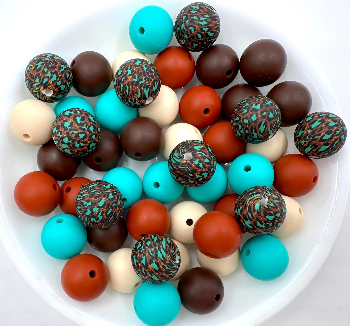 50pcs 15mm Silicone Solid and Printed Round Beads Mix Kits for Beadable Pen Keychain Car Charm Crafting Jewelry Making DIY Bracelet Wristlets Cup Charms Handmade Craft Supplies