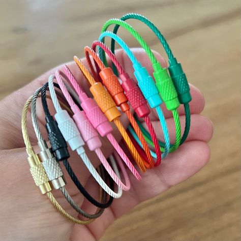 Beadable Wire Loop,Stainless Steel Wire Rings ,Colors Cable Keyrings,Wire Cable Keychain ,Ring for Bogg Bag Stanley Tumbler Cup Charm Making,Colored Metal Loop