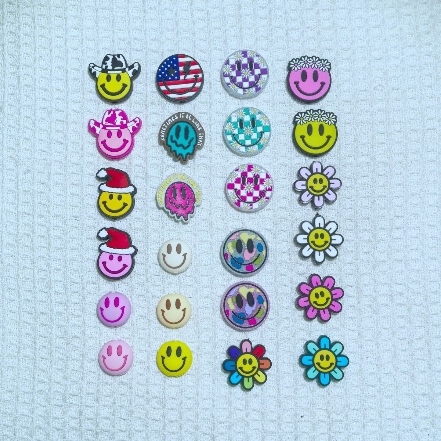 50$ For 150 Pieces On Sale Silicone Focal Beads, Random Mix